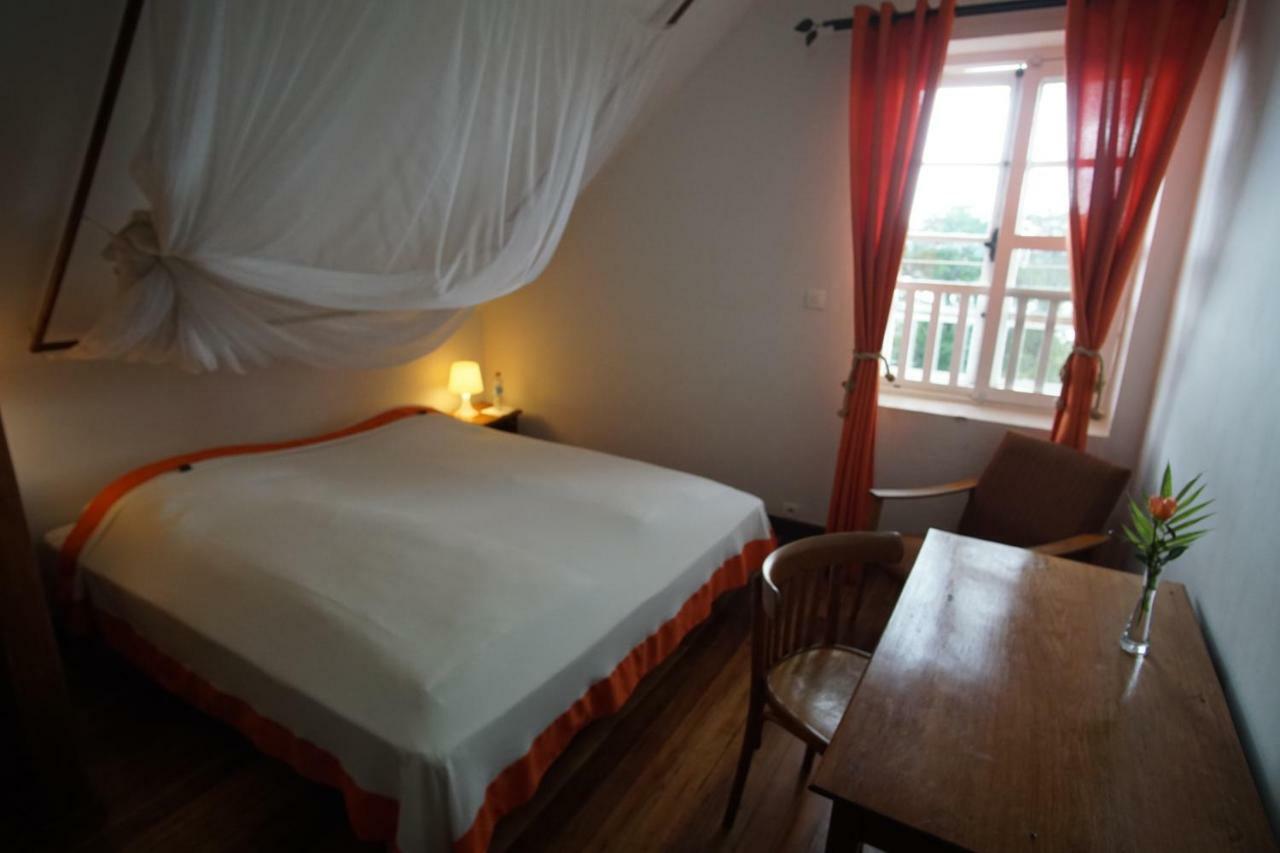 Lovasoa 4C Hotel Antsirabe Kültér fotó