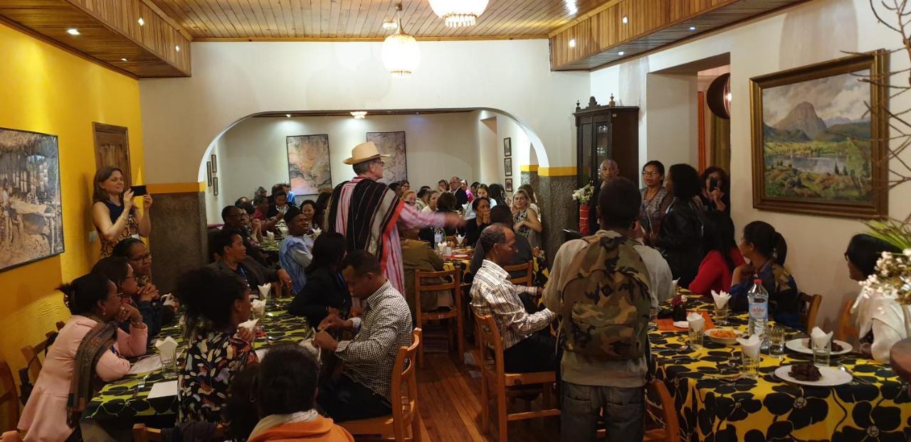 Lovasoa 4C Hotel Antsirabe Kültér fotó